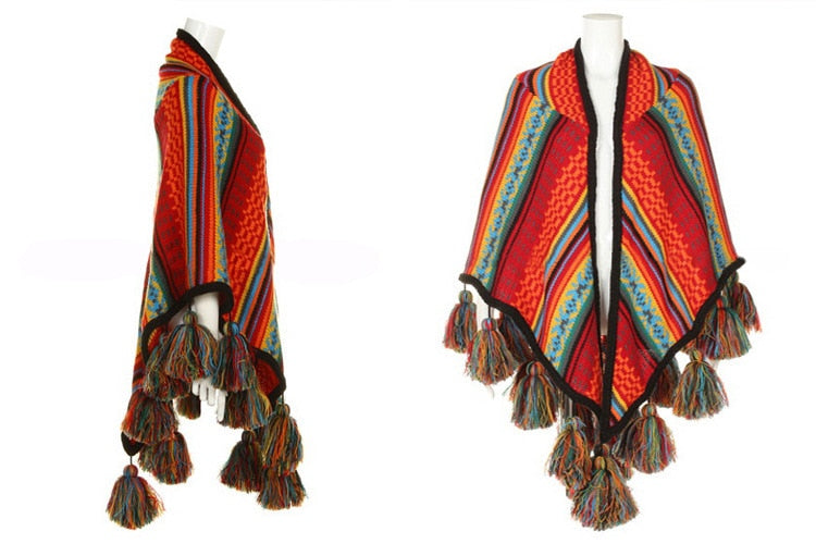 Ramona - Colorful ethnic poncho with tassels