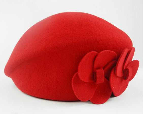 Beret with flowers