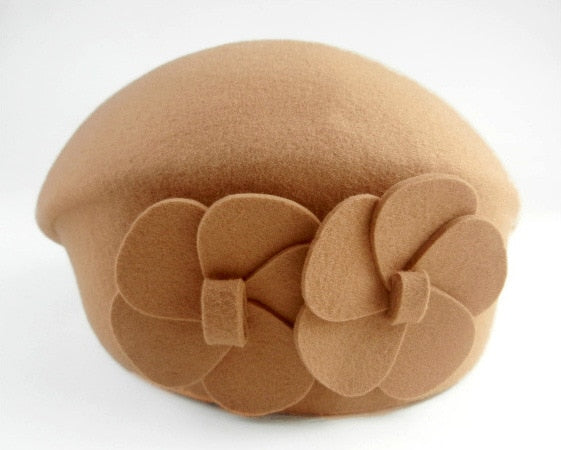 Beret with flowers