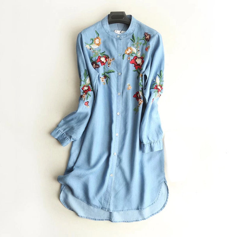 Lora - Denim dress with oriental flowers