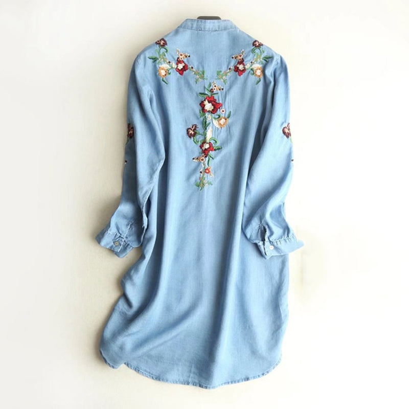 Lora - Denim dress with oriental flowers