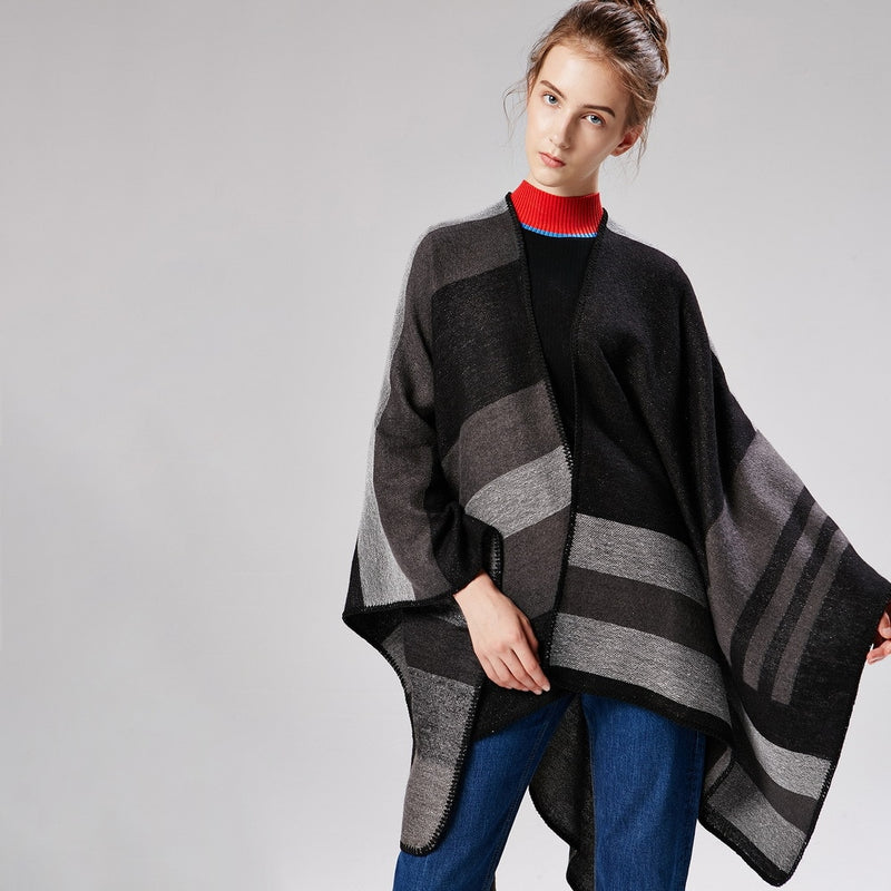 Stella - Poncho with wide stripes