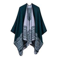 Gabriela - Vintage looking poncho