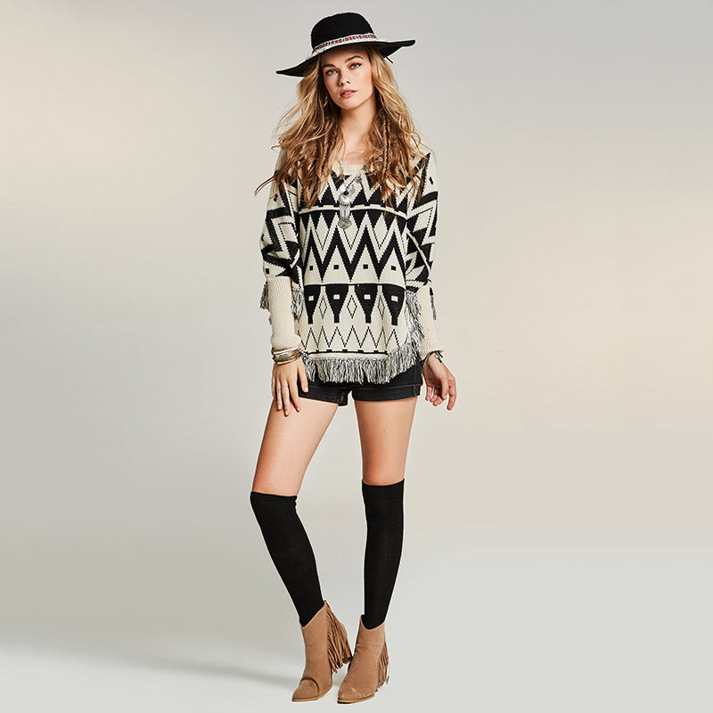 Alina - Poncho with native inspired knit pattern