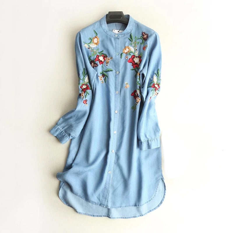 Lora - Denim dress with oriental flowers