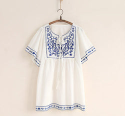 Manu - White and blue embroidered top or mini dress